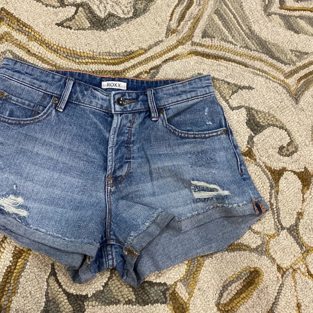 💕 Roxy NWT $54.60 the biker jean cut off shorts sz 24 💕